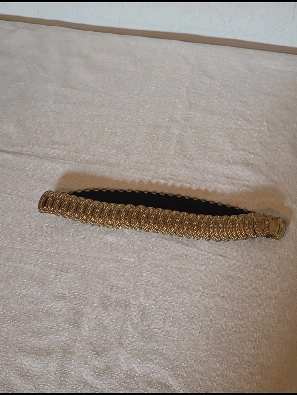gold metal medallion belt Small Medium Vintage